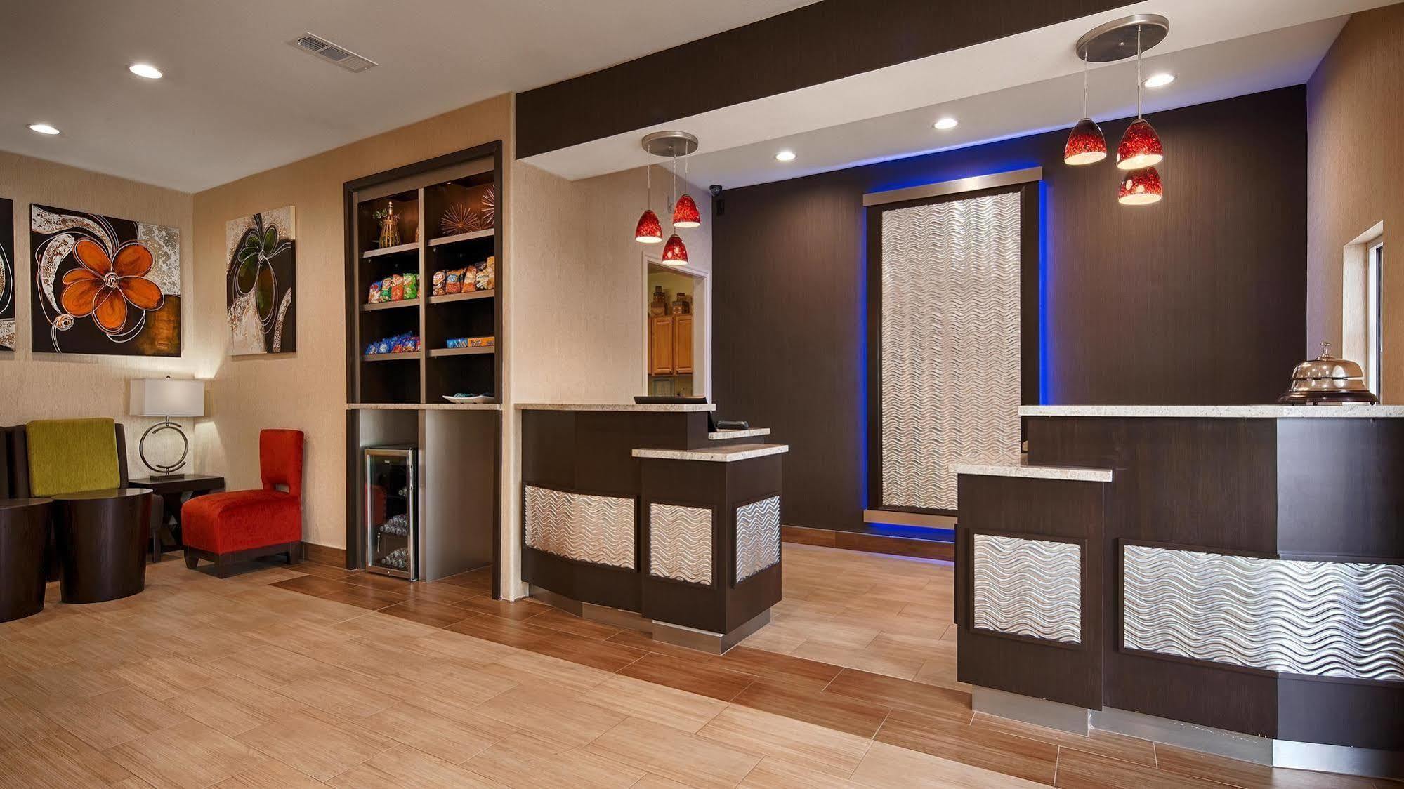 Best Western Plus Lake Worth Extérieur photo